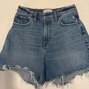 Abercrombie & Fitch High Rise Dad Shorts